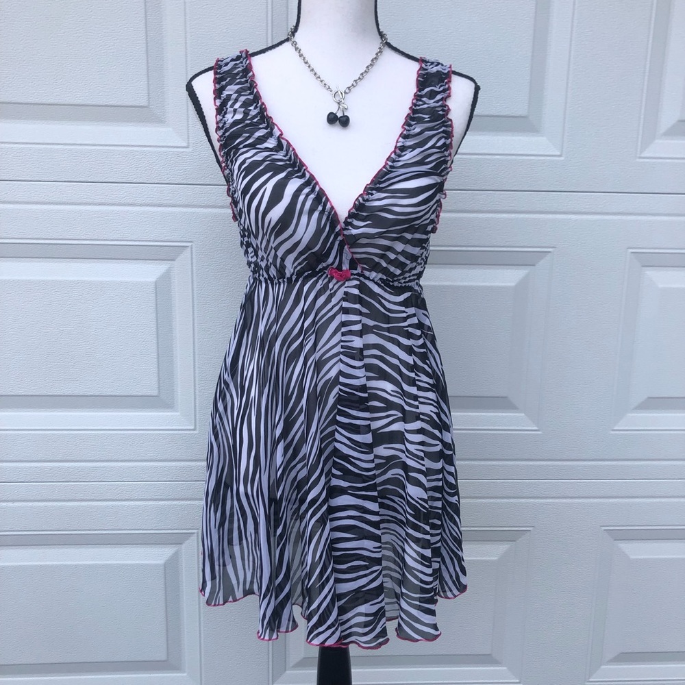 CABERNET MEDIUM ZEBRA PRINT NIGHTY DRESS SLIP